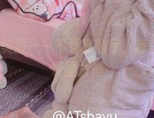 AT鲨的美脚——不看真的亏，赶快获取免费图片！