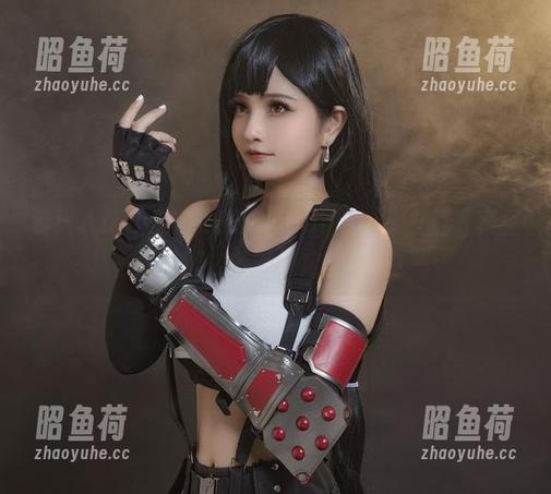 Azami 看!Azami的TamamoDancer,一组写真里藏着那么多不确定的可能!
