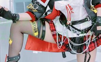 Byoru的高清写真：露西2，右下角别靠太近，可能有“撩人”现象！