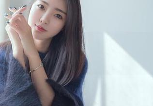 HuaYang花漾 - 看！小海臀Rena的修女写真，原图真有那么好吗？