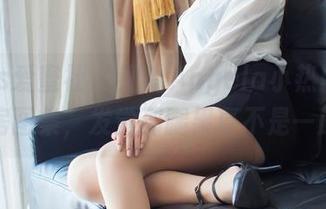 IMiss爱蜜社 - 细看Angela小热巴的长腿私房图集，发觉那腿果真不是一般的长