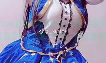 Kettoe照相机带你走出户外，原图是这位随意摆pose的开心果，作品集满分！