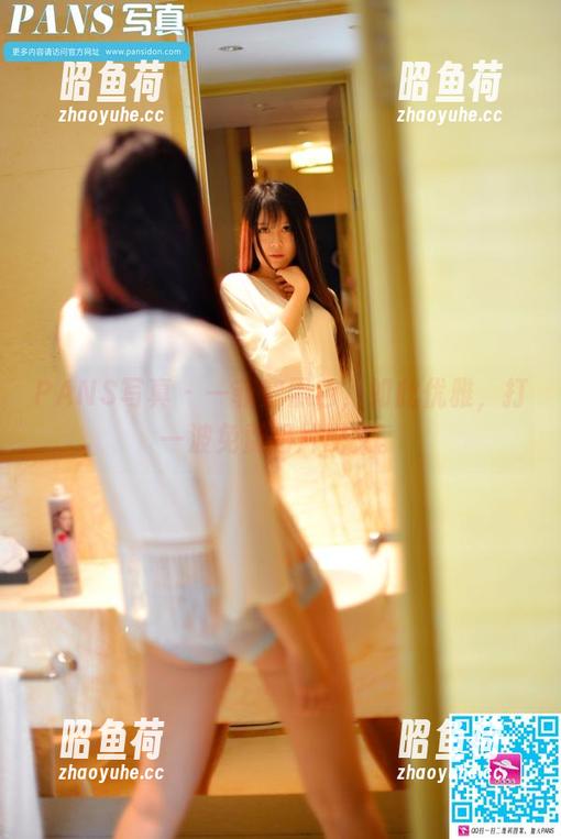 PANS写真 - 一菲穿黑色，如此优雅，打一波免费图片配文。