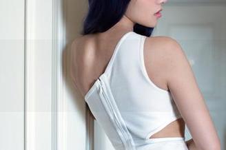 TuiGirl推女郎 - 吊带组合，哈尼宝宝露出小心思，图库要紧张，下载送福利！