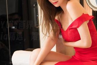 XIAOYU语画界 - 制服里藏着的楚恬Olivia精选，限量版“悸动”出场