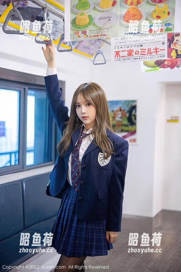 Xiuren秀人网 - Lovely璐璐在办公室：网盘的私房作品全纪实