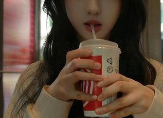 Xiuren秀人网 - sophie余冰和她那条白裙，无圣光的美图看得我停顿