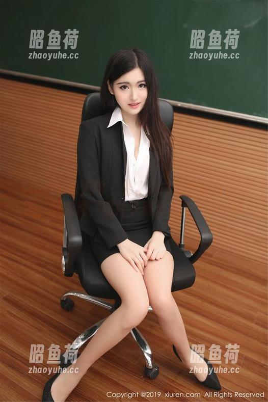 Xiuren秀人网 - 看了小肉肉咪的白色作品，只能说，图片下载无疑是个好主意