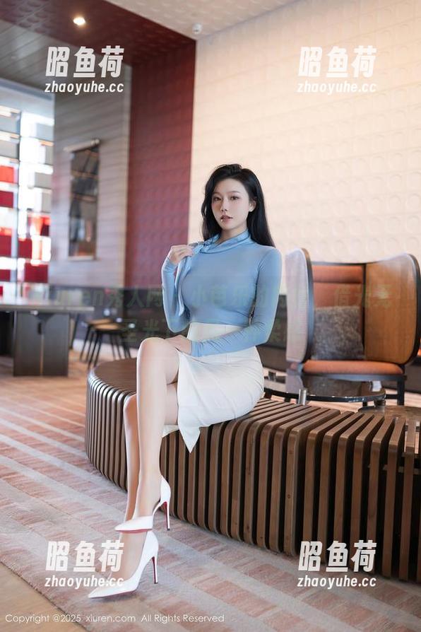 Xiuren秀人网-小芭乐 Xiuren秀人网 - 小芭乐的肉丝,借光无圣光下的另一种柔感