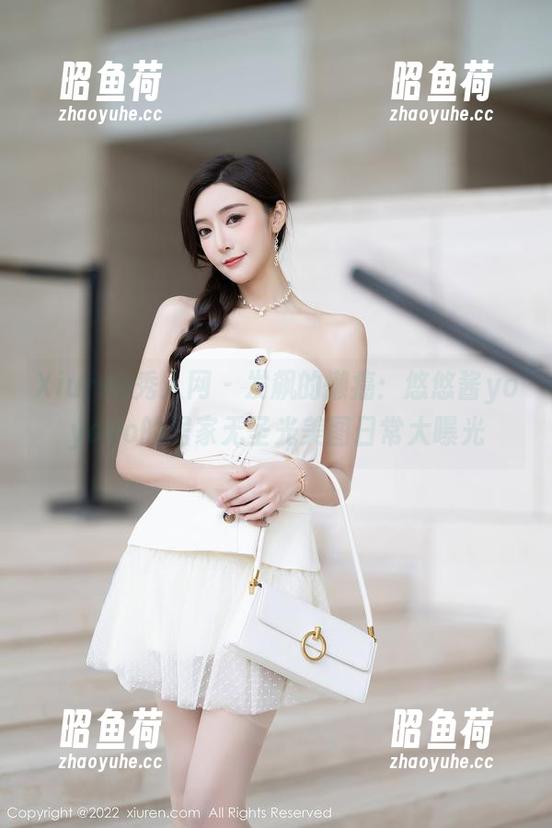Xiuren秀人网 - 发飙的懒癌：悠悠酱yoyoyo的居家无圣光美图日常大曝光