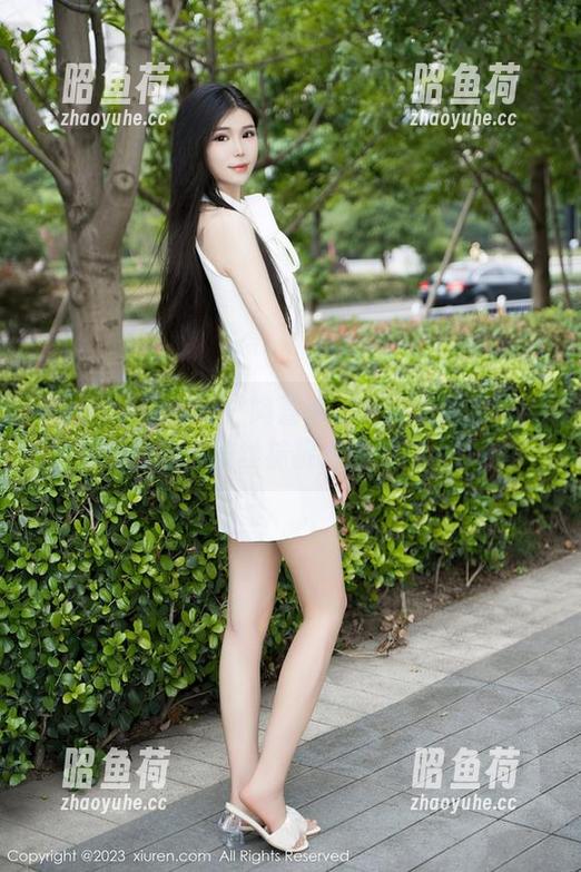 Xiuren秀人网 - 陶喜乐_lele最新力作：想装优雅却总被丝袜捉弄的旗袍大作战！