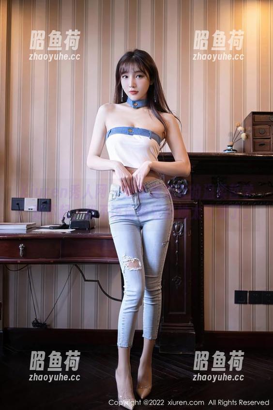 Xiuren秀人网-顾楚楚 Xiuren秀人网 - 分享顾楚楚的温柔哲学:对不起,我不该偷偷觉得她太可爱了。