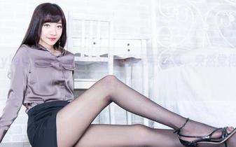 beautyleg - 深夜翻看ChiChi的吊带写真，突然觉得衣橱太单调了