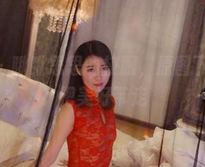 pans - 瞅瞅思思的校服，原图下载必须把美好带走