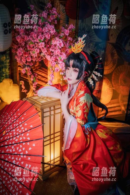 看yui金鱼的制服私拍，脑海里突然浮现出下课铃声的回忆，真奇妙。