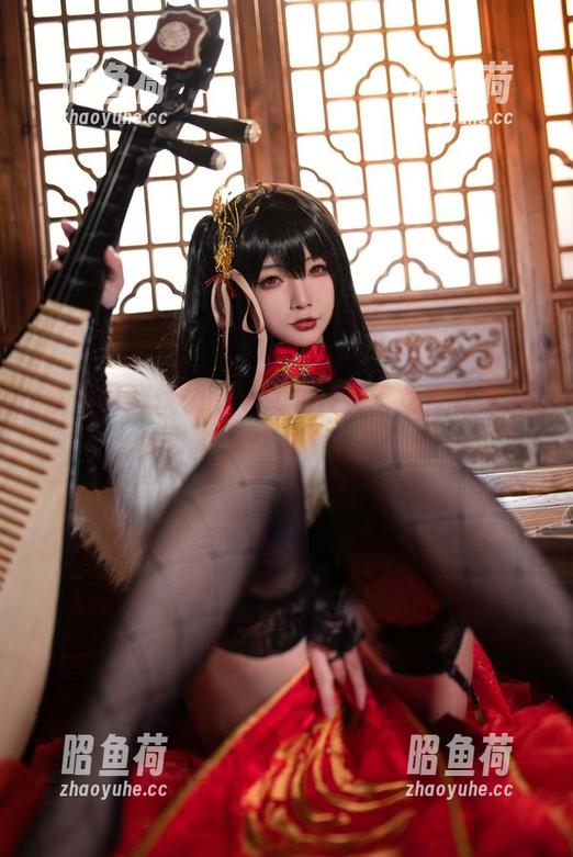 从呆萌到优雅，yuuhui玉汇女友在作品集妥妥的‘变身大赏’！