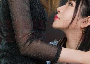 丽柜 - 怡萱的疯狂写真：丽柜里竟藏了这些连我都不敢想象的画面！