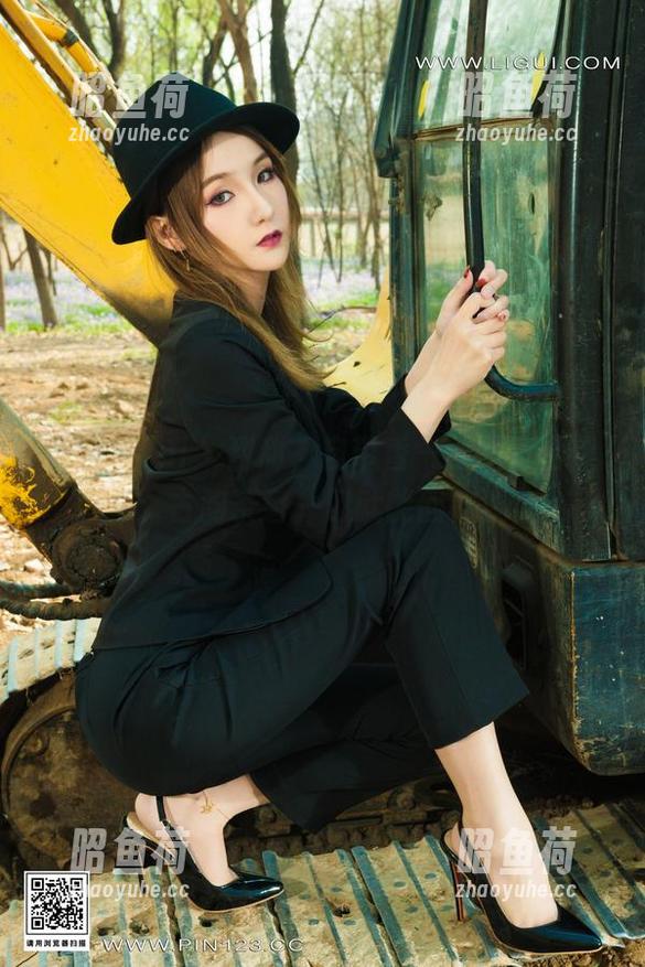 丽柜ligui - 甜甜，自带香气的写真合集：古韵茶香一口就能回味！