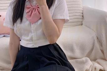 今天的二阶堂宅绘子福利图集：粉色也能有深邃的哲学？！