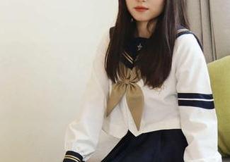 初夏女神 - 环环的红色球服写真集：穿上之后，上天入地全靠它的色彩！