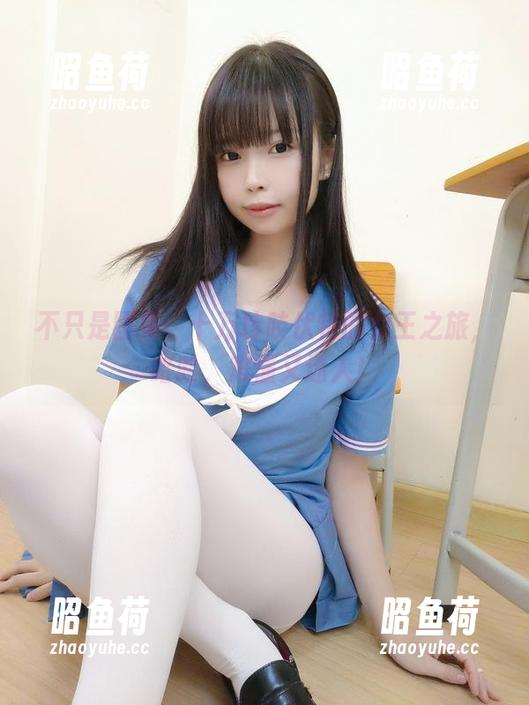 不只是图集，十万珍吱伏特的女王之旅，哈哈，难懂又迷人！