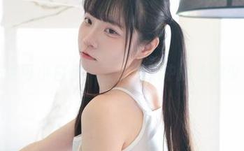 无圣光可可小白兔：在体操服中游走的少女性感