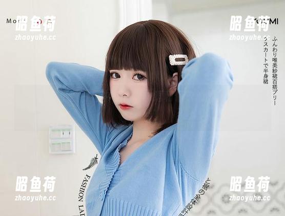 图集：向小圆白裙中，风的挑逗和偶尔的尴尬，这可是个看点！