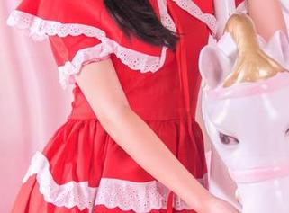 头条女神 - 啊，这网袜！蔡楠写真里的轻盈，图包不止于此哦。