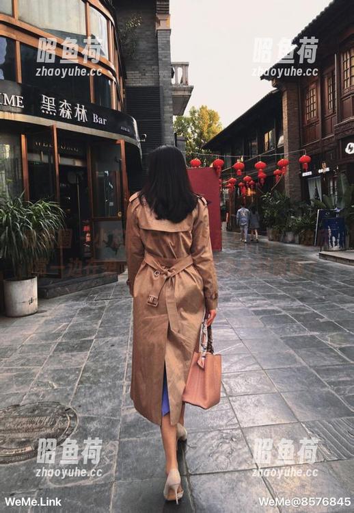 小芯酱 微密圈 - 小芯酱户外写真系列,我一边欣赏一边在想,真不是在拍杂志封面嘛?