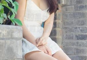 尤果网 - Sara的黑丝系列-原图与套图全在这儿，快来瞧瞧这波让人目不转睛的搭配！