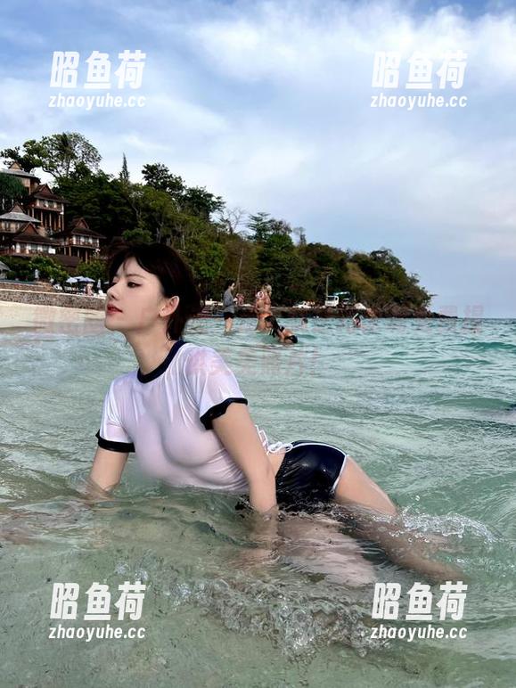 微密圈 - 户外走一走，就是阿朱啊免费提供美美照片！