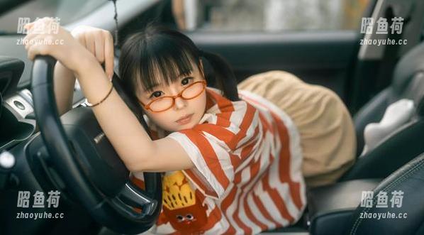 更新！幼水铃衣驾到，小蛋糕和她的JK套图，想吃就得付出代价！
