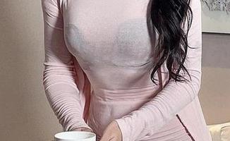 女王抖娘利世：图包里的自信与不羁，爱上这种霸气