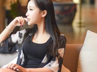 推女神 - 如果施忆佳的吊带是免费的，那我也想来试试！