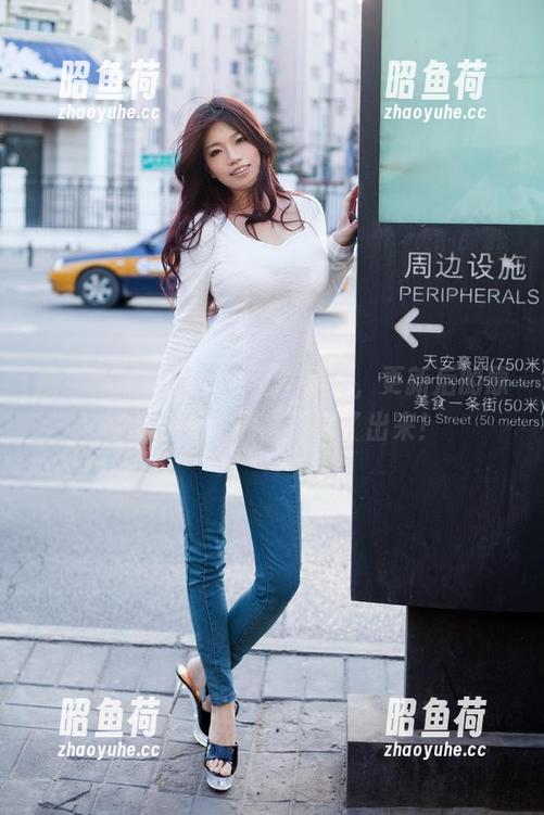 推女郎 - 当内衣遇上李丽莎，更新后的原图把优雅与调皮都搬了出来！