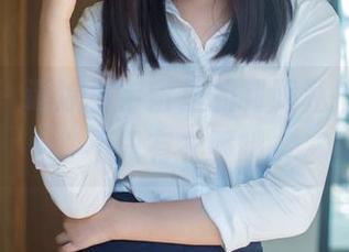 推女郎 - 谭冰小宇宙里的制服私拍，图中不只有衣服哦