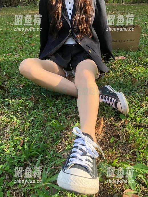 微密圈 - 黑丝流转，无敌哒小姨妈的私拍日记