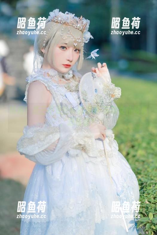 精选！是三不是世w的原神-莫娜女仆写真，想偷看？