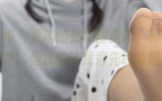 梦丝女神 - 灵唯的体操服美图，真想试试那些动作，但我估计我得先练练腿…(哭)