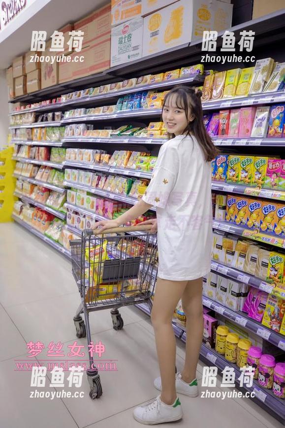 梦丝女神 - 莹仙女的厨娘写真，原图也太好看了吧，免费拿走不客气！