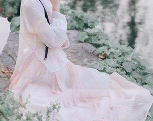 透过沧霁桔梗的镜头，合集里的赫本变得好美，美图每一张都有话要说。