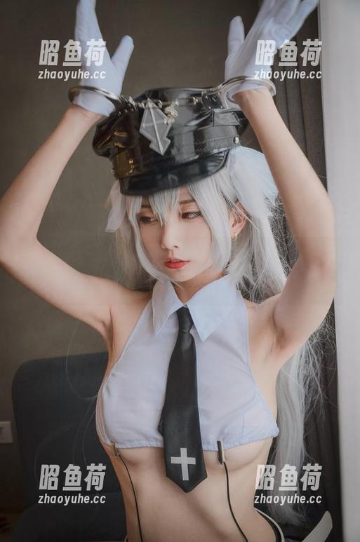 清颜颜子 清颜颜子的圣诞福利来了!这次图包妥妥的,不说了,直接欣赏吧!