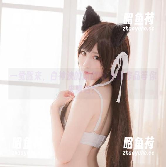 白神泱 一觉醒来,白神泱的原创OL套图作品等你来瞧瞧!