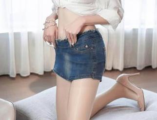 秀人网 - 制服控注意！周于希的街头美女图集更新，中毒太深了，