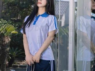 秀人网 - 看汐汐baby的肉丝图集，画面一闪而过，那眉眼间的温柔。