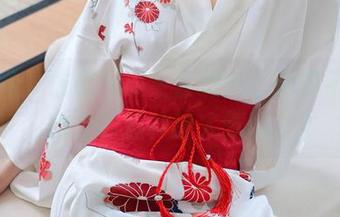 秀人网 - 油田溪溪全套旅拍，逃离不了她散发的那种迷人氛围。