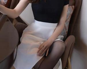 秀人网 - 甜妮的妹妹图册：满满的欢乐和奇葩瞬间！
