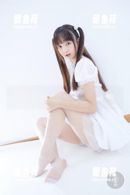 稚乖画册 - 选出最贴心的发型：赤西夜夜和她的吉他少女们
