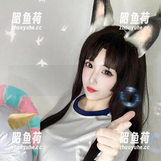 看，章鱼小童谣中的黑白图集，无圣光的时刻。有时候暗藏玄机。