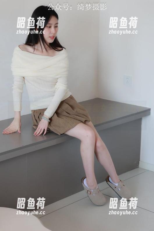 绮梦摄影-蔡蔡 绮梦摄影 - 突然间,蔡蔡使女王气质在私房图包中恣意流转。
